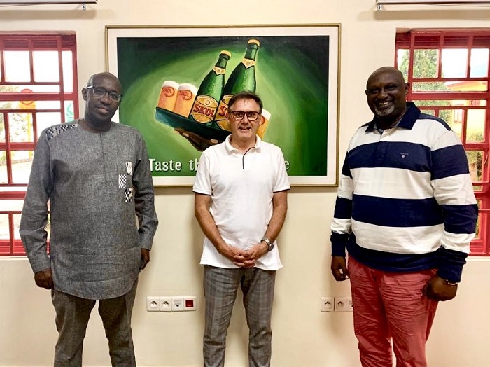  Tariki ya 16 Gicurasi 2020, ubwo Rayon Sports ihagarariwe na Dr Emile Claude Rwagacondo ndetse na Paul Muvunyi bagiranaga ibiganiro na Skol