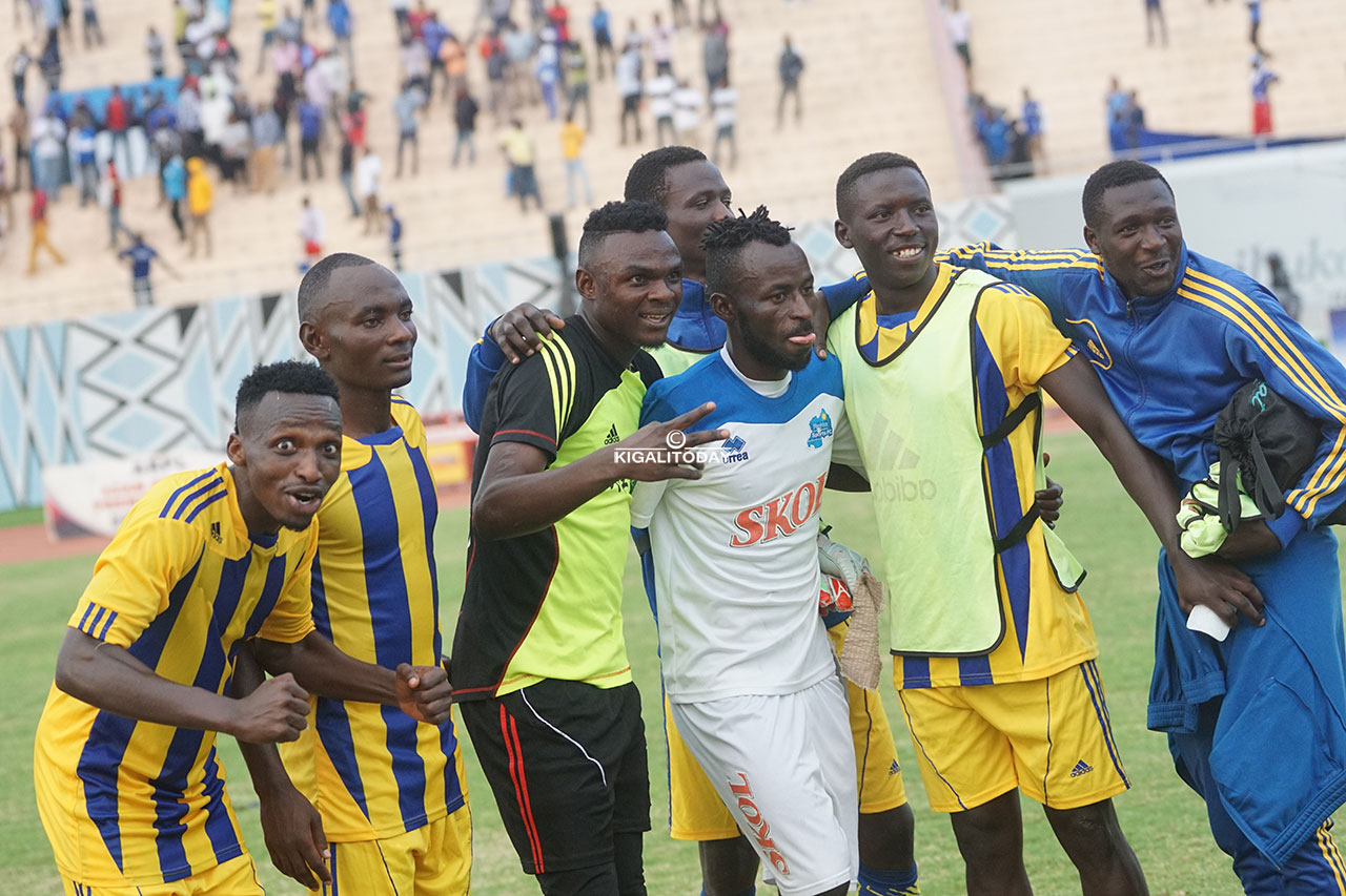 Abakinnyi b'Amagaju bifotoranya na Tchabalala bahoze bakinana