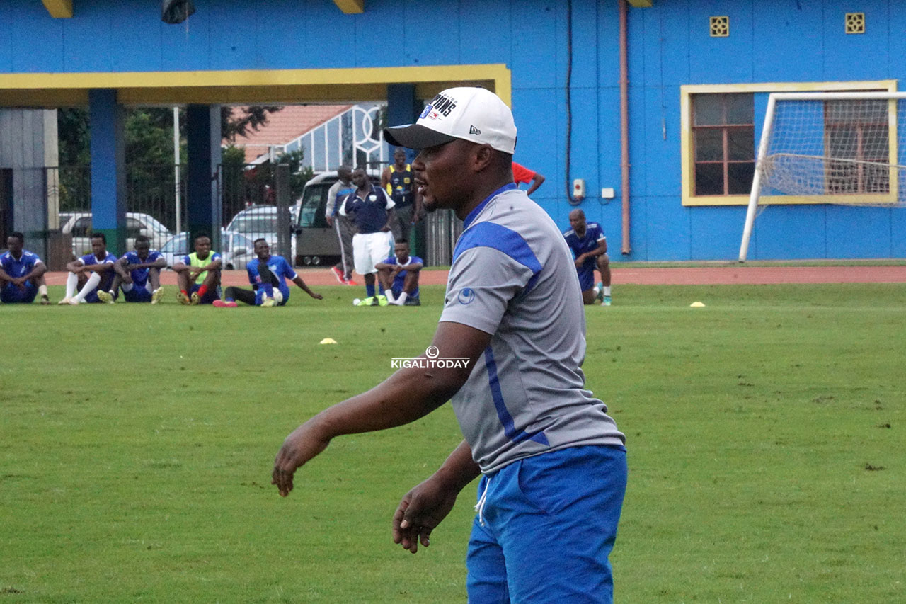 Lomami Marcel atanga amabwiriza