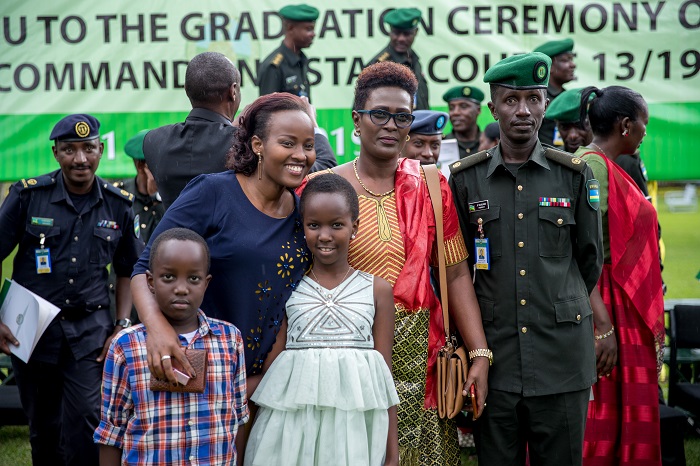  Imiryango y'abarangije amasomo yari ifite akanyamuneza