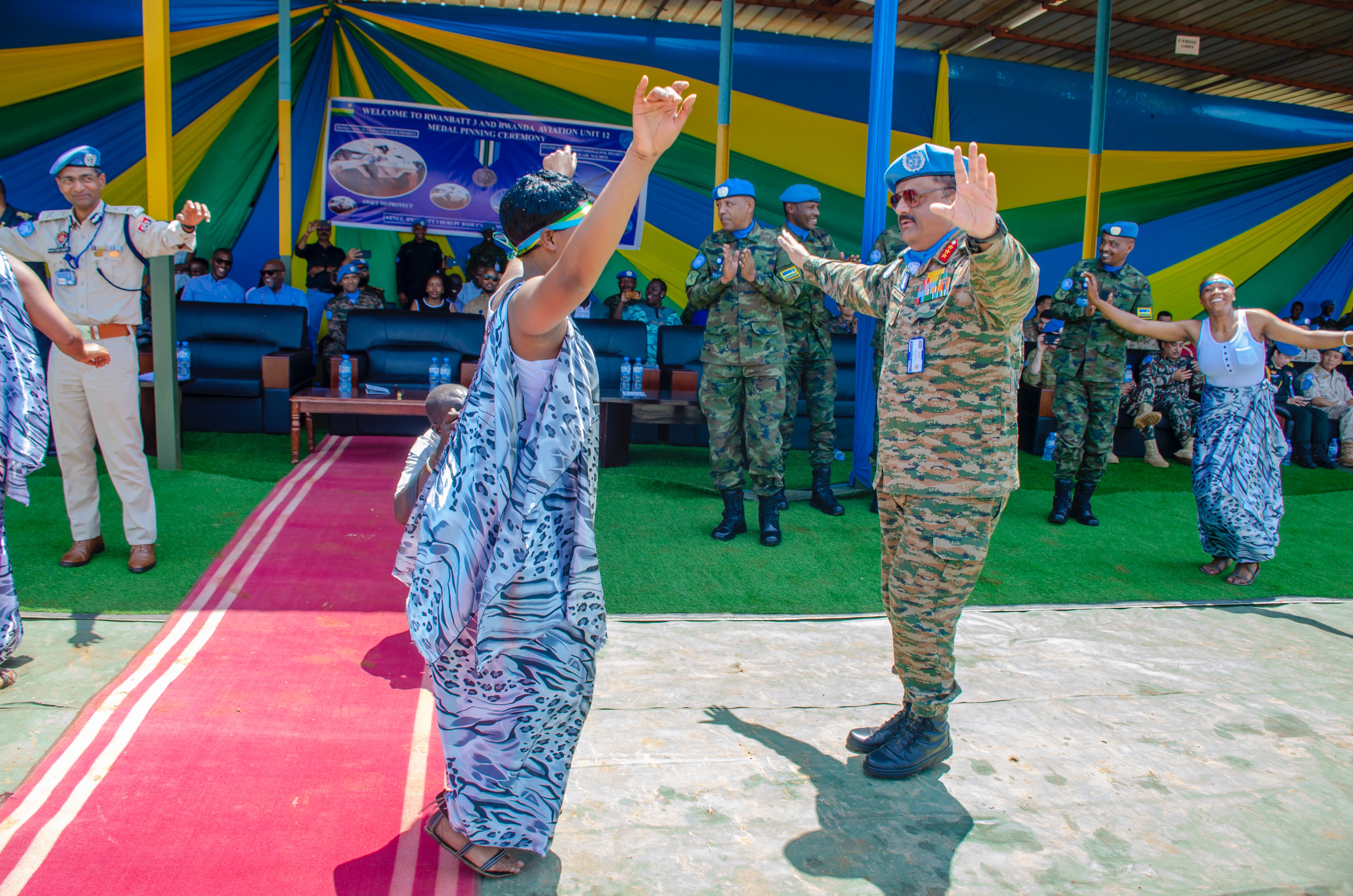 Uyu muhango abawitabiriye basusurukijwe mu mbyino gakondo