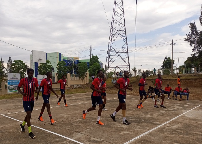 REG yishimiye intsinzi