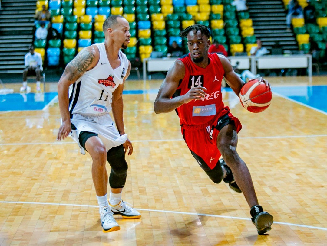 GASANA Kenneth agerageza guhagarika Axel Mpoyo