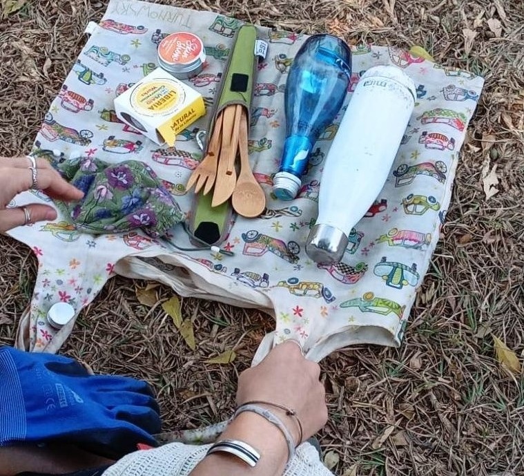 Ibikoresho byasimbura ibya pulasitiki bikoreshwa rimwe bikajugunywa