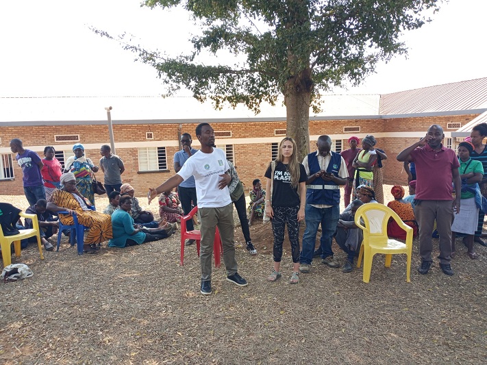 Abaturage basobanuriwe ububi bwa pulasitiki