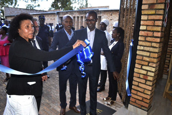 Rera Umwana Bar Resto yahise ifungura imiryango