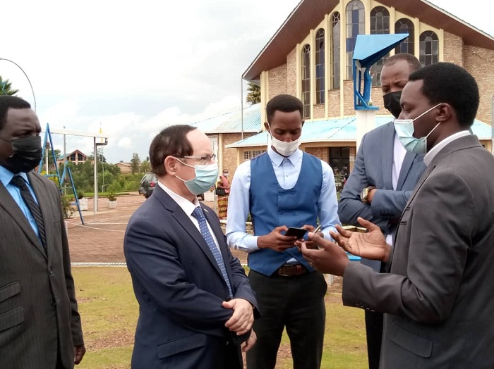 Amb Rhon yifuza ko Kibeho yatera imbere mu bukerarugendo