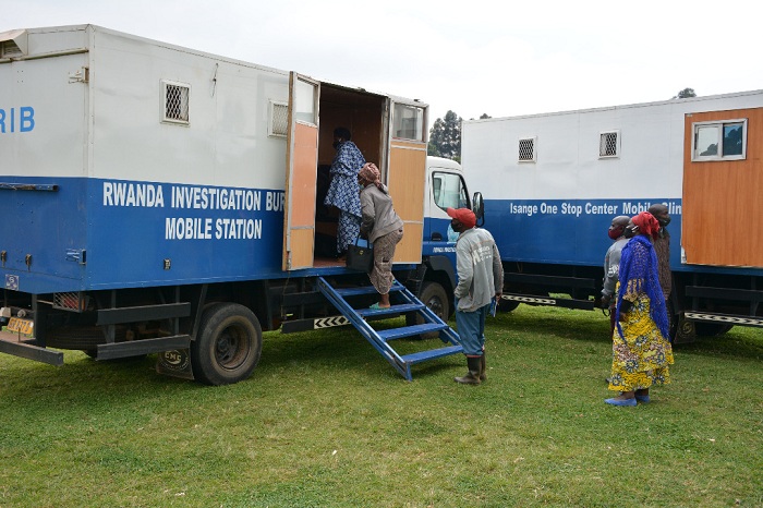 Abaturage binjira mu biro bya RIB bigendanwa