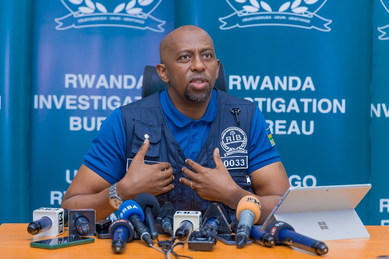 Abamamariza abatekamutwe bihanangirijwe