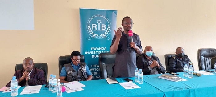 Mu Karere ka Ruhango hatangijwe ibiganiro ku icuruzwa ry'abantu