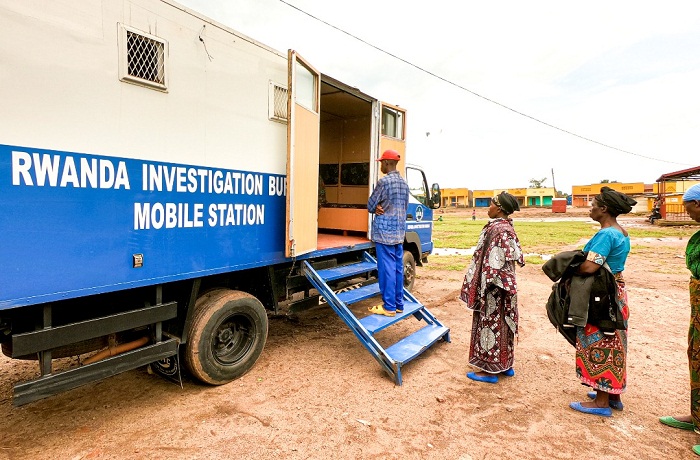Abaturage begerejwe ibiro ngendanwa byakirirwamo ibibazo bafite bagafashwa kubikemura