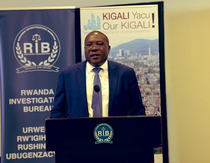 Minisitiri Gatabazi Jean Marie Vianney