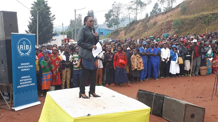 Isabelle Kalihangabo yasabye abaturage kugana RIB mu gihe bahuye n