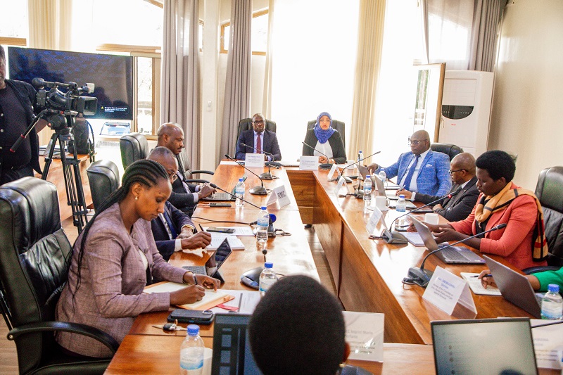 Abadepite mu kiganiro n