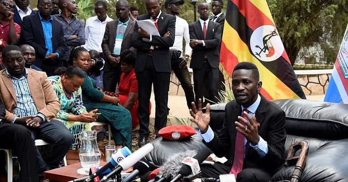 Umuhanzi Robert Kyagulanyi wamamaye nka Bobi Wine ni umwe mu bahatanira kuyobora Uganda