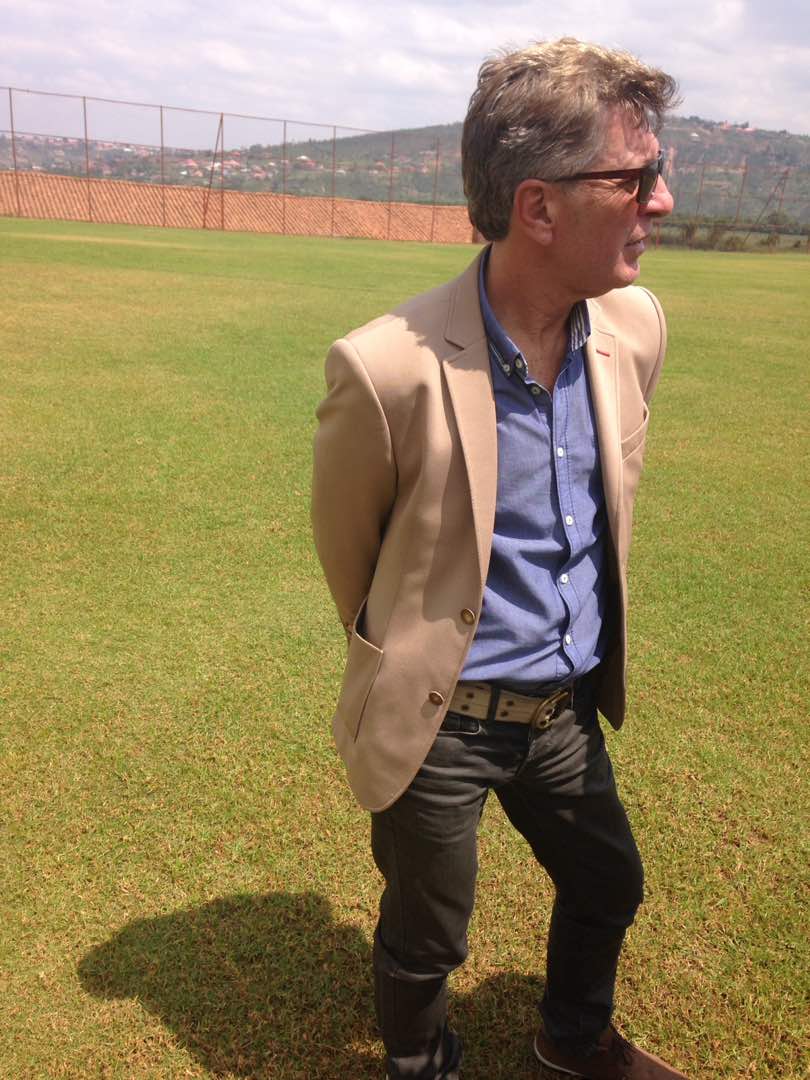 Roberto Oliveira Goncalves do Carmo ku kibuga cy'imyitozo mu Nzove