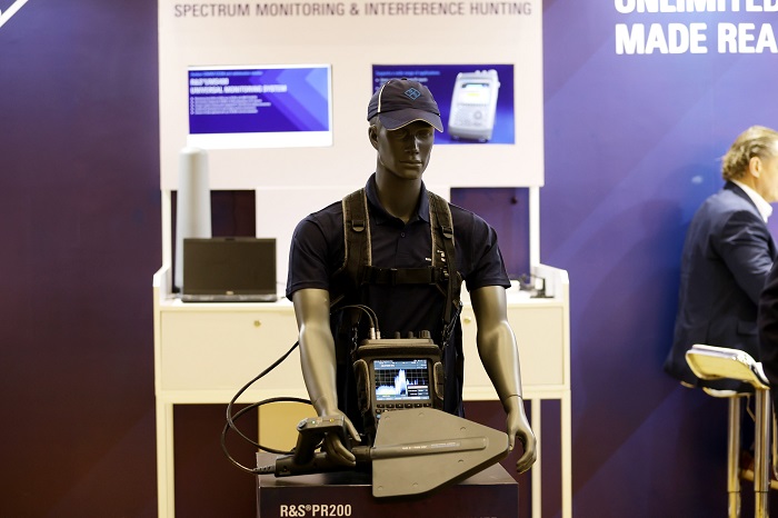 Muri iyi nama harimo no kumurikwa gahunda zitandukanye z'ikoranabuhanga