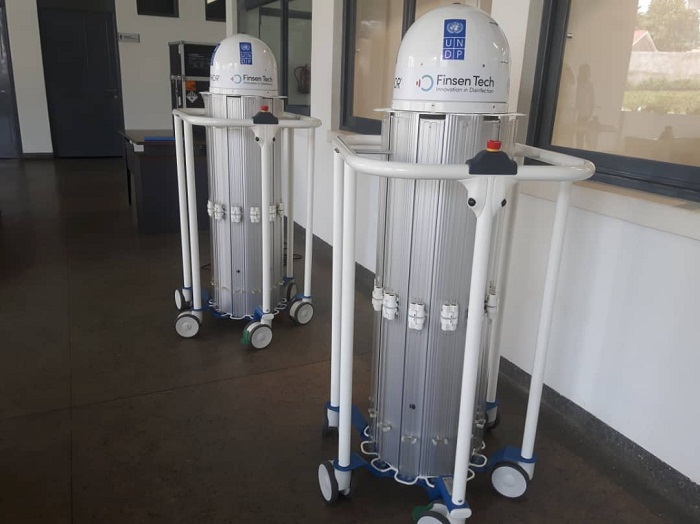 U Rwanda rwakiriye Robots zizifashishwa mu kwica udukoko dutera indwara