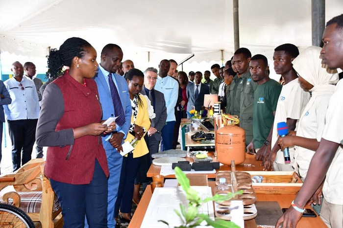 Basuye bimwe byo abanyeshuri ba IPRC-Kitabi bakora