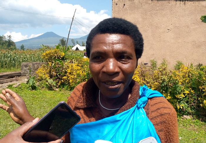 Nyirandinganire Denyse wari utuye mu kidodoki akagikurwamo na RPF-Inkotanyi yamwubakiye inzu ahamya ko ubu abayeho neza