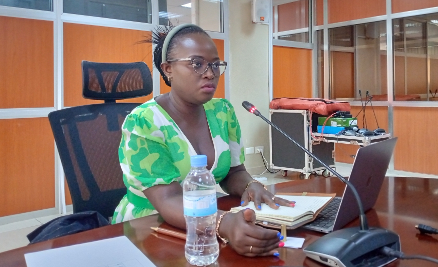 Uwingeneye aganira n