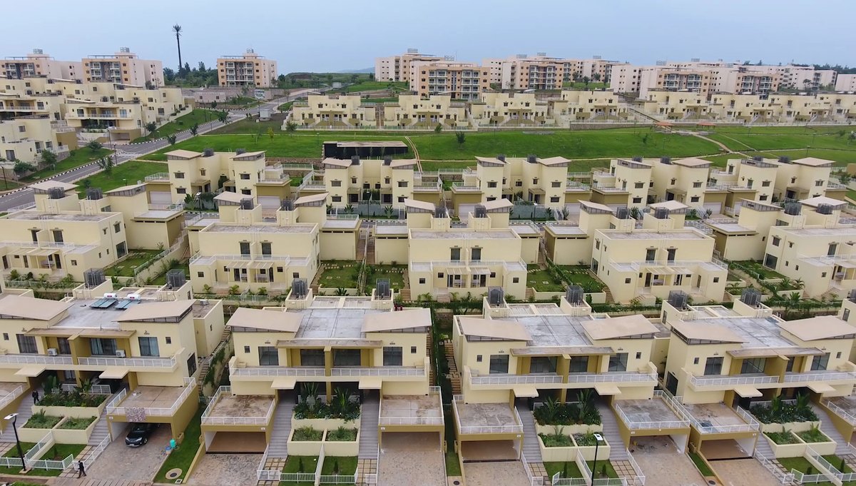 RSSB iricuza kuba yarubatse inzu zihenze gusa