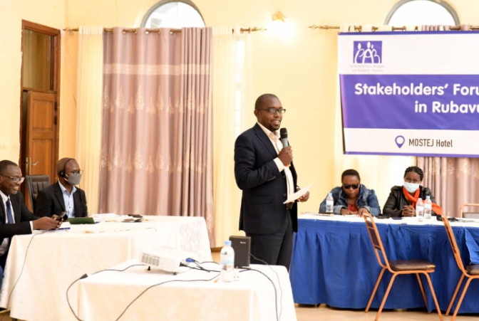 Umuyobozi w'Akarere ka Rubavu, Kambogo Ildephonse asobanura impamvu igishushanyo mbonera cyatinze 