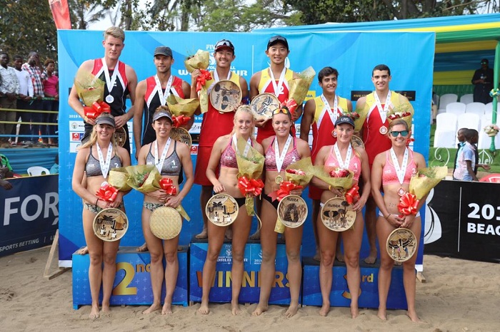 Amakipe yatsinze mu myanya itatu ya mbere yafashe ifoto y'urwibutso