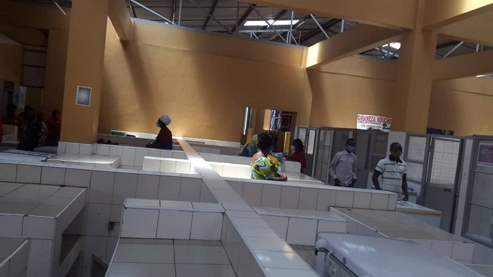 Ahacururizwa amafi ntibakihakorera kubera kubura abaguzi