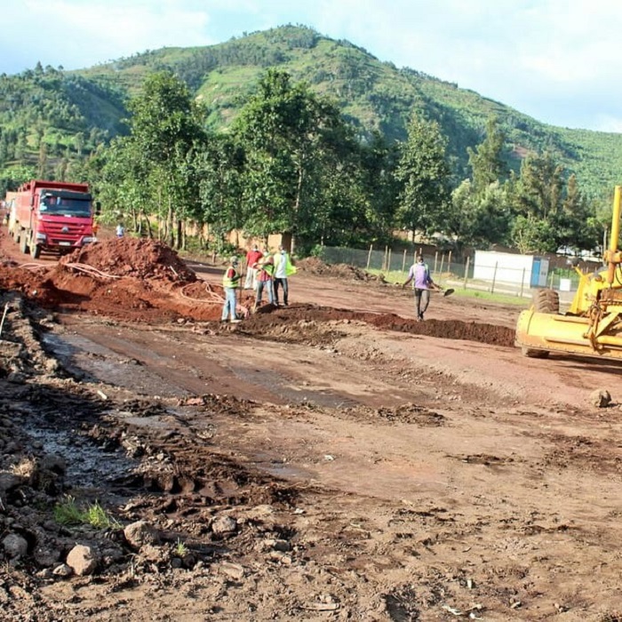 Ibikorwa byo kubaka imihinda ihuza akarere n'umujyi 