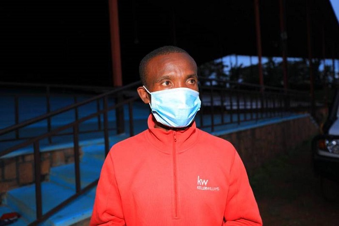 Rudasingwa yemeye ko yari yatumiye inshuti n'abaturanyi ngo bamufashe gutegura ubukwe bwe