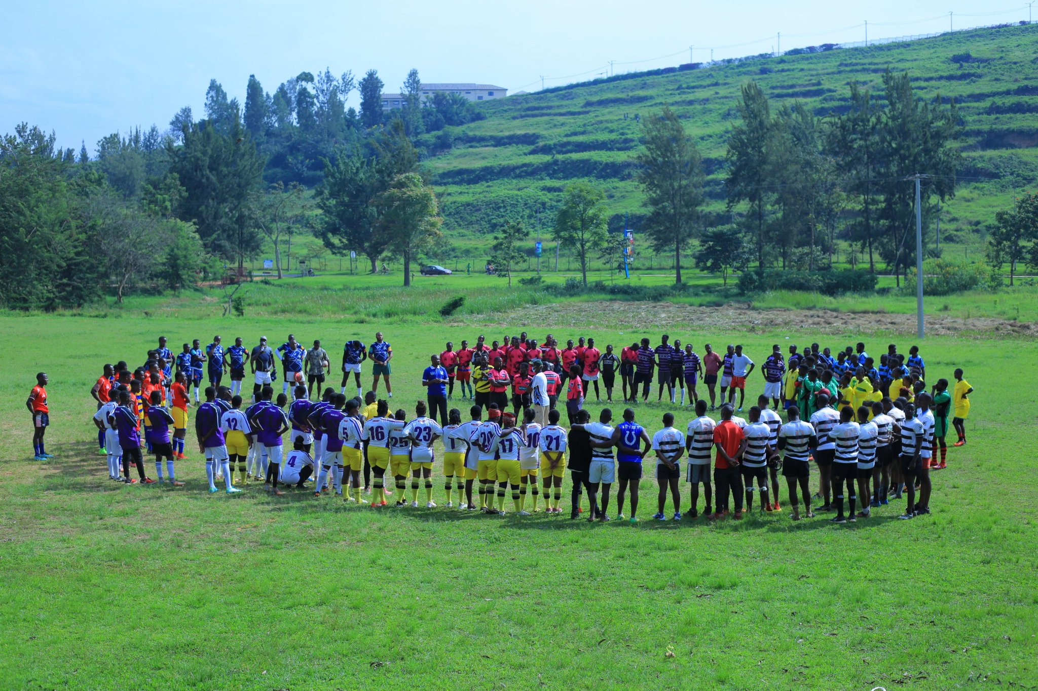 Mbere y'imikino babanje gufata umunota wo kwibuka