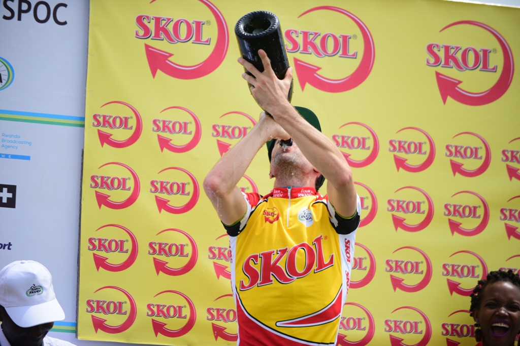 Rugg Thimothy yibukirwa cyane ku buryo yasomaga agacurura, akenda kuyigeza mu ndiba