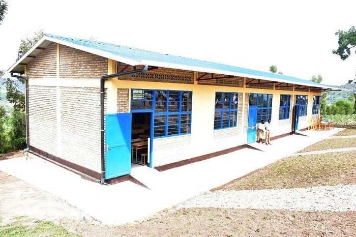 GS Muhororo hongewe ibyumba bishya bitatu