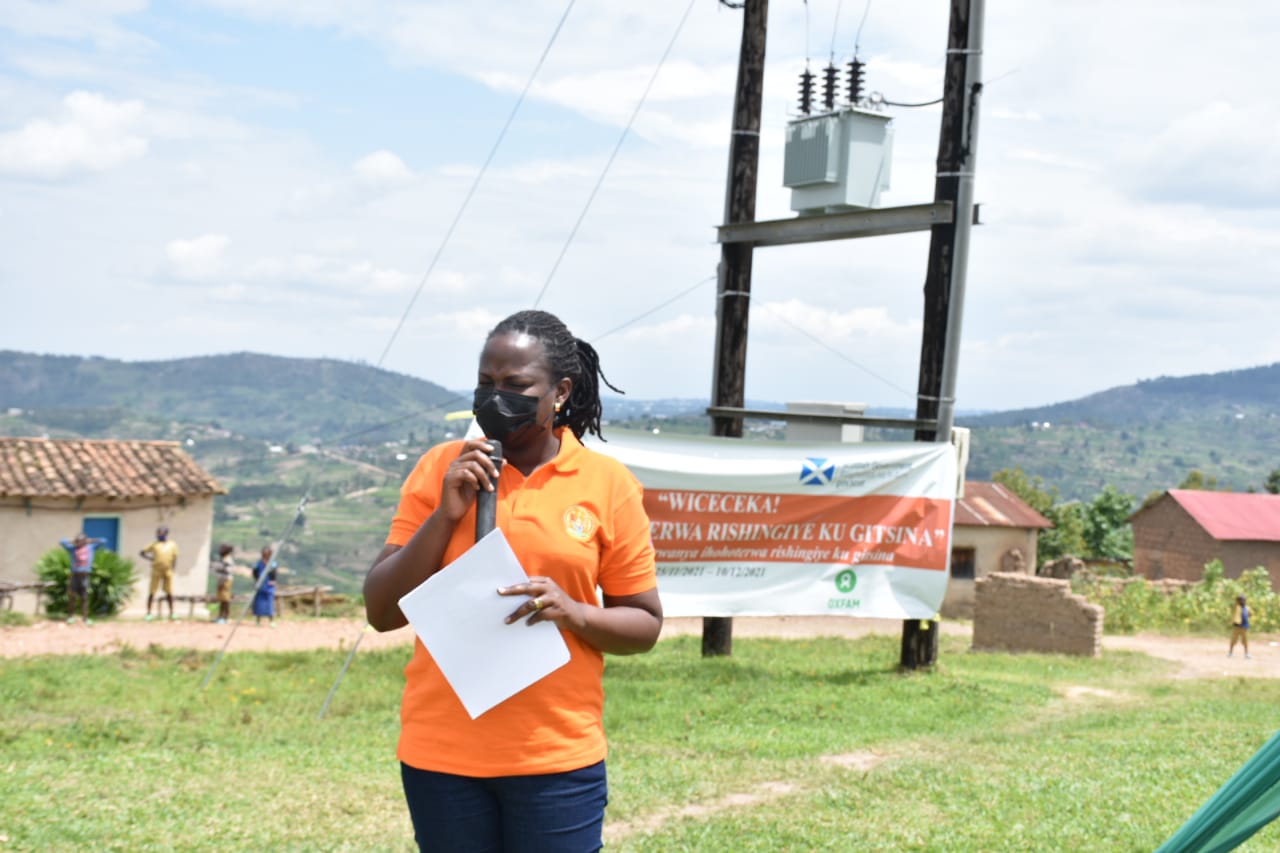 Mukangenzi avuga ko mu minsi 16 haganirijwe imiryango isaga 120 kandi ibanye neza