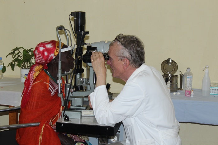 Ibitaro bya Ruli ku bufatanye n'abaganga bo mu bitaro bikomeye byo hirya no hino ku Isi, bafasha abaturage babavura indwara zitandukanye