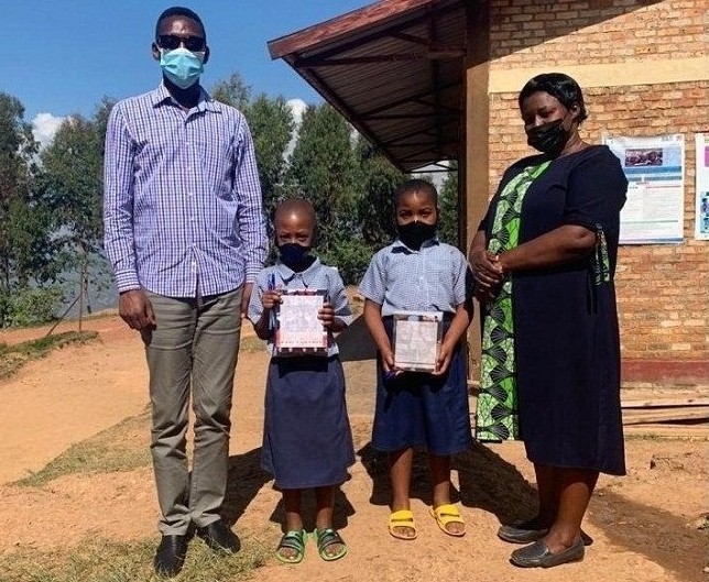 Abana bahembwe amakaye n