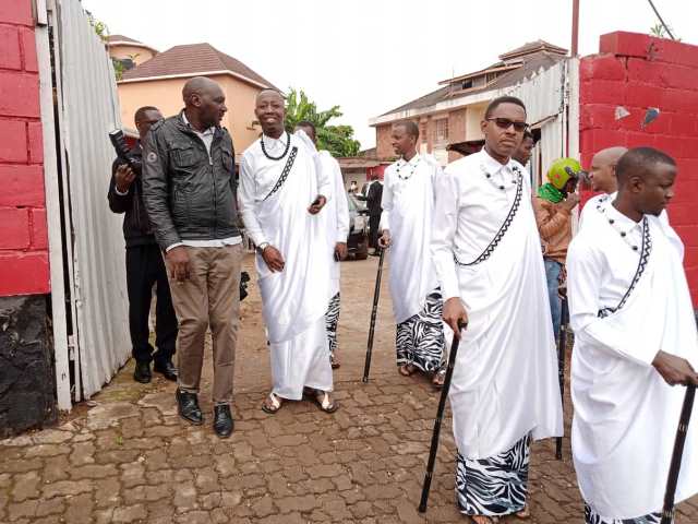 MU gitondo Rusakara n'abamuherekeje bazindutse bajya gusaba umugeni
