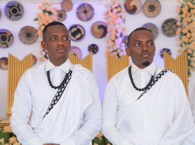 Rusheshangoga Parrain we yari Tom Close