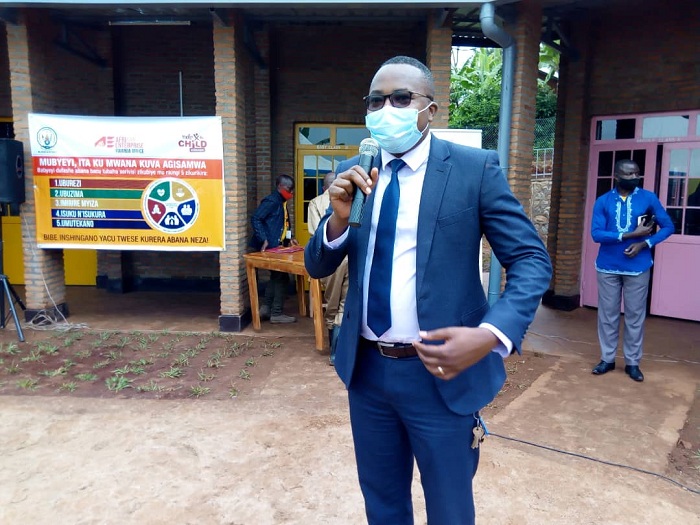 Nshimiyimana Jean Claude, Umuyobozi w'Umuryango Help a Child Rwanda, avuga ko gukorera muri Rusizi bitari byoroshye muri COVID-19 ariko bishimira kuba uru rugo rwuzuye
