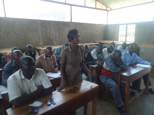 Abacuruzi b'umucanga bagaragaza imbogamizi bafite.