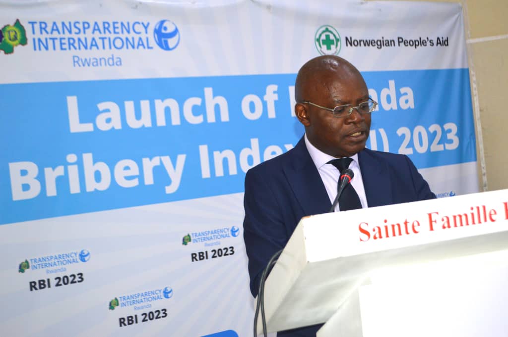 Umuyobozi Nshingwabikorwa wa Transparency International mu Rwanda, Apollinaire Mupiganyi