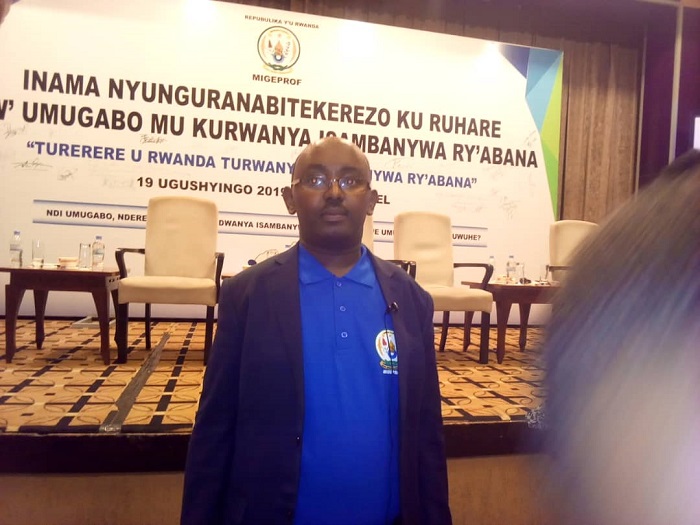 Rutayisire Fidele, umuyobozi wa RWAMREC asanga umugabo usambanya umwana akwiye kwitwa ikirura