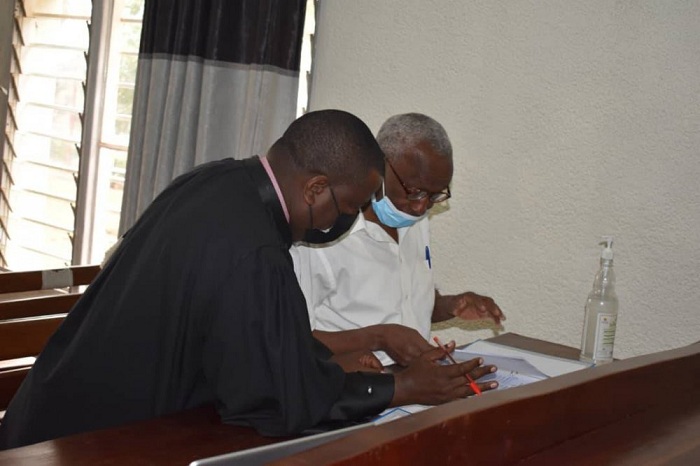 Rutunga imbere y'urukiko