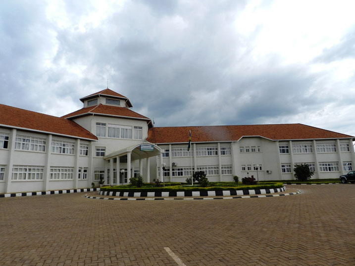 Rwamagana: Iyi ni inyubako ikorerwamo n'Intara y'Iburasirazuba ndetse n'akarere ka Rwamagana. 