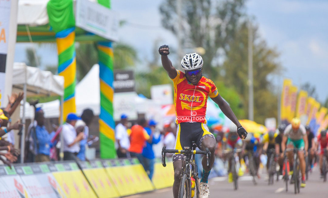 Bonaventure Uwizeyimana yishimira gutwara agace bwa mbere muri Tour du Rwanda