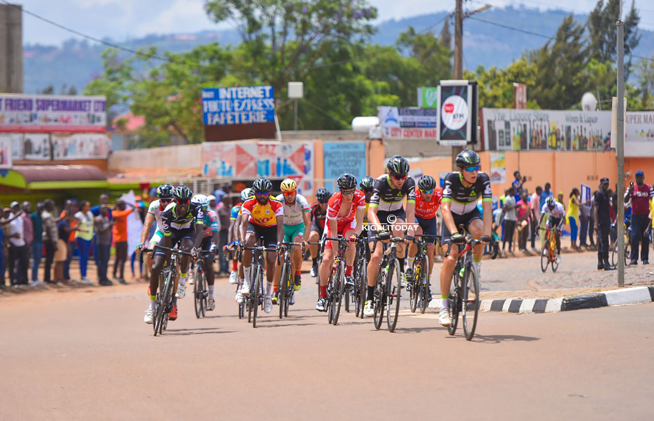 Abakinnyi ba Dimension data baba bayoboye igikundi