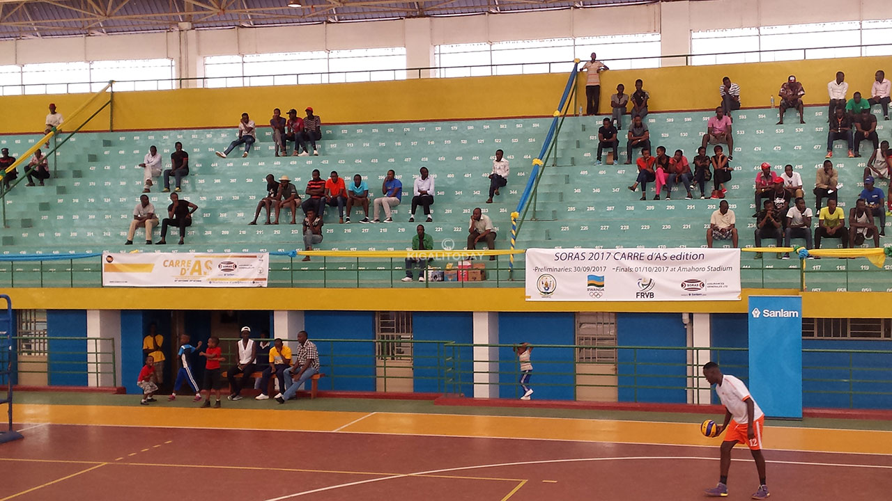 Abafana bari bake cyane