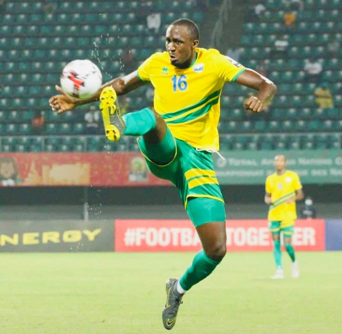 Sugira Ernest aritezwe ku mukino w'u Rwanda na Guinea