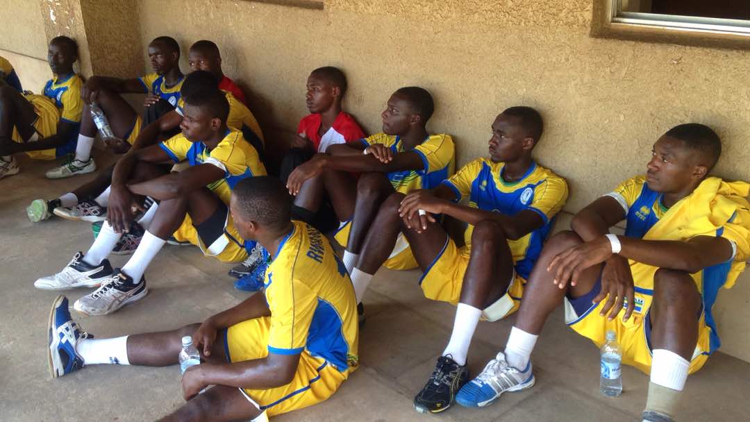 Bakurikirana inama z'abatoza